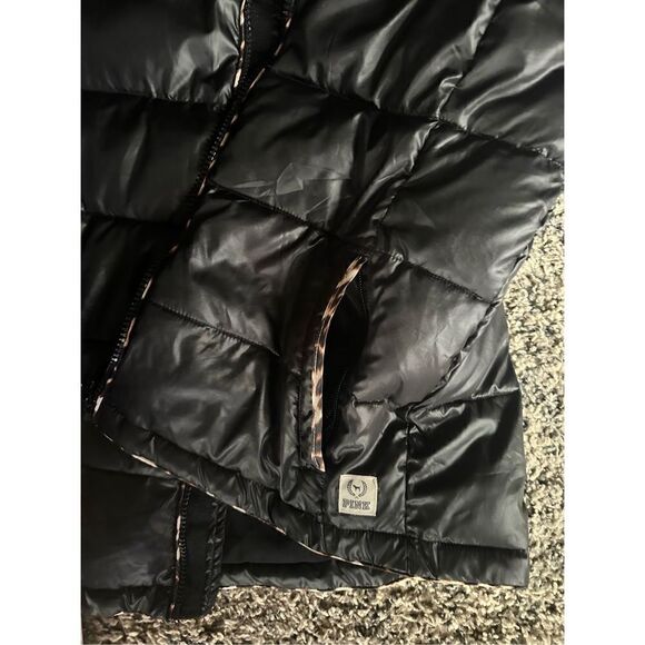 Victoria secretsPink , puffer vest jacket with animal print trim and zip up pock - Picture 3 of 15